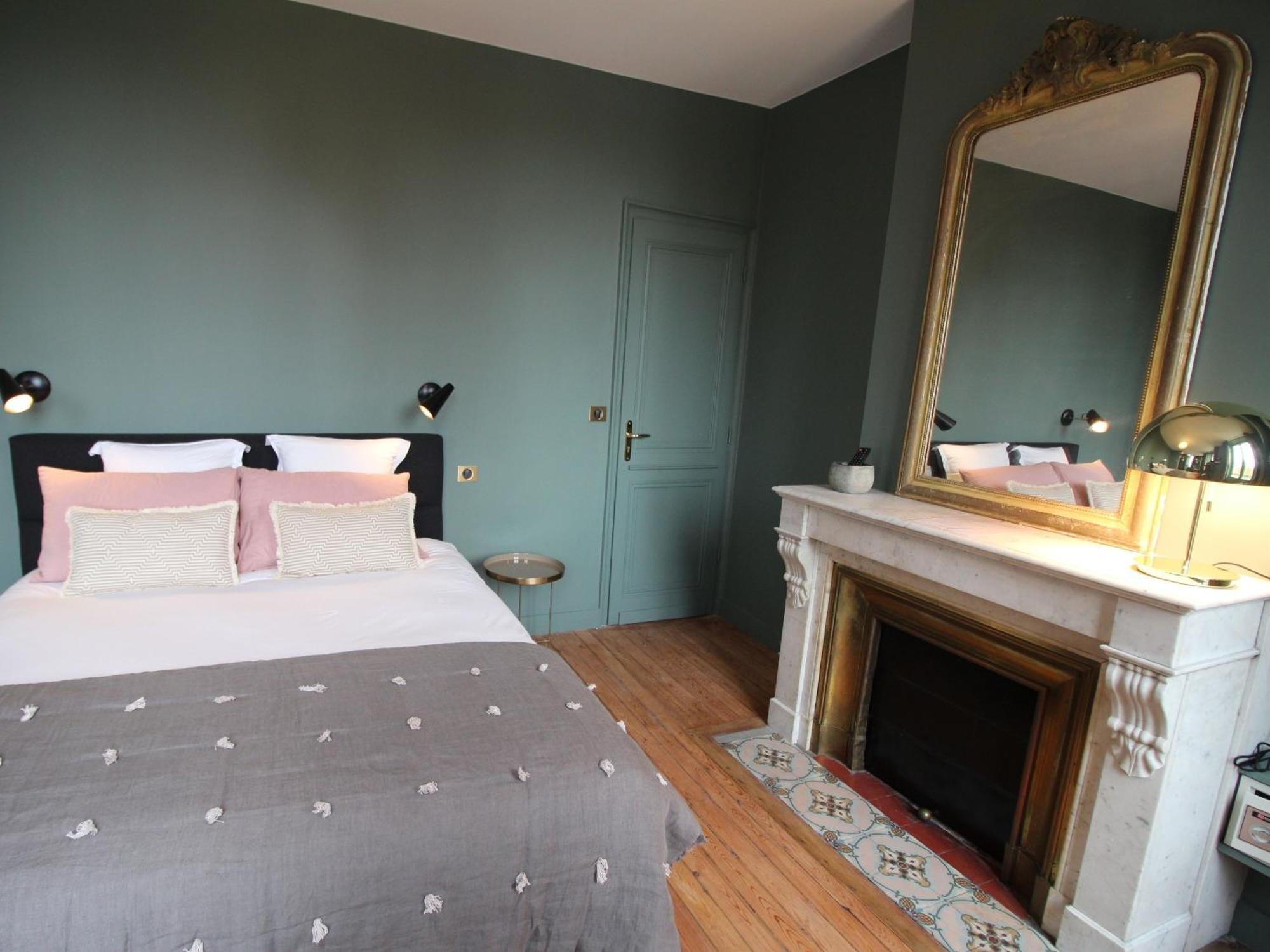 B&B L'Escapade Bordelaise - Cote Jardin Bordeaux Oda fotoğraf